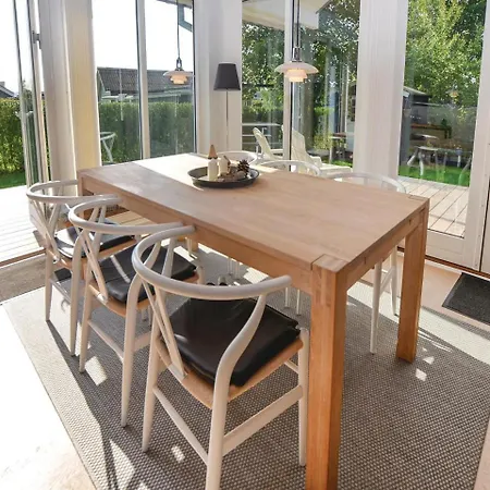Holiday home Three Bedroom Holiday In