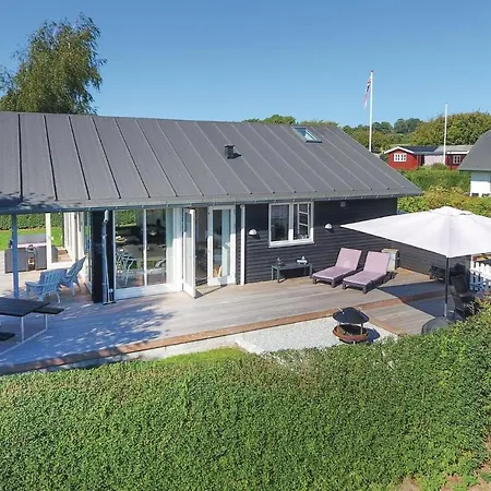 Holiday home Three Bedroom Holiday In Broager